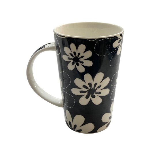Maxwell & Williams Daisy May Fine China Mug Black & White Floral Pattern Dishwas - Picture 1 of 7